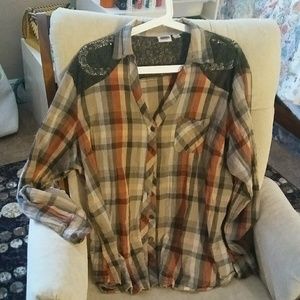 Green plaid mistagged Cato button down